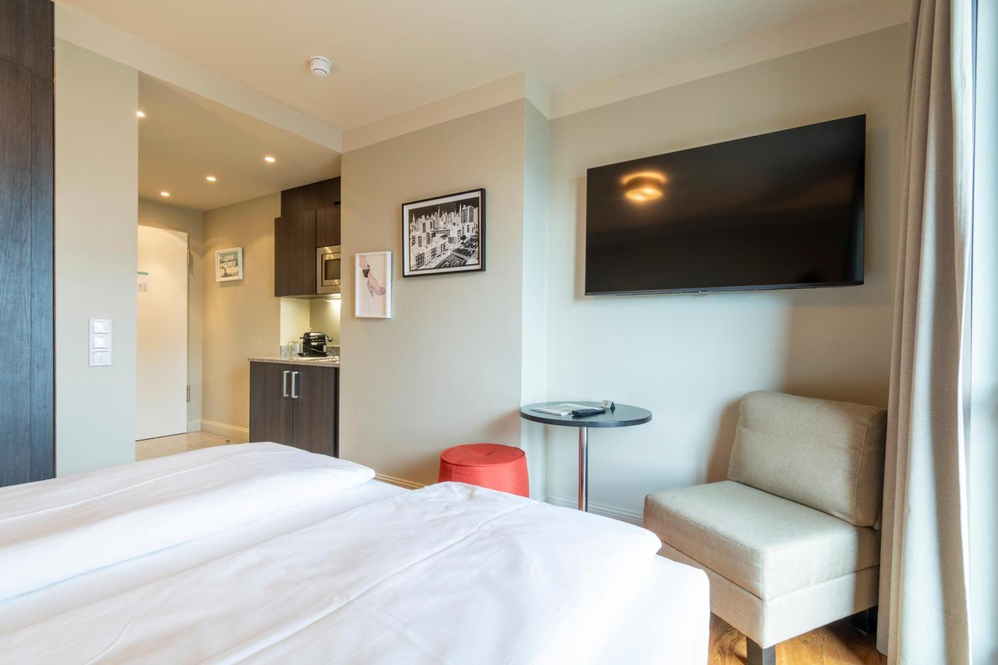 Mondrian Suites Berlin Am Checkpoint Charlie — Photos 3